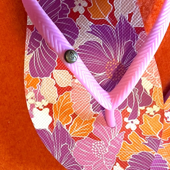 Roxy pink flower Bermuda flip-flops sandals NWT - Picture 5 of 6